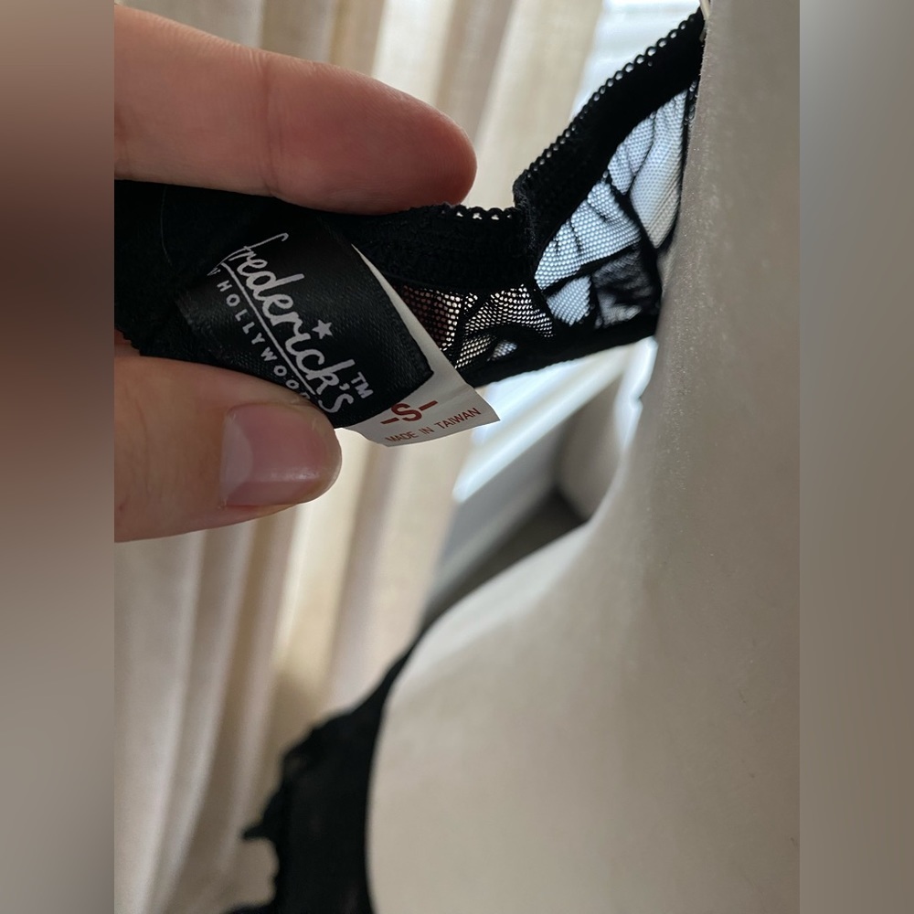 NWOT Y2K Black & Red Lingerie Set - Picture 8 of 9